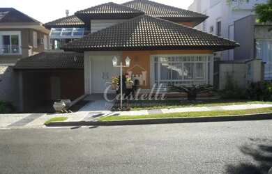 Imagem: A casa possui 2 Dormitórios, 4 Banheiros, 4 Vagas na garagem