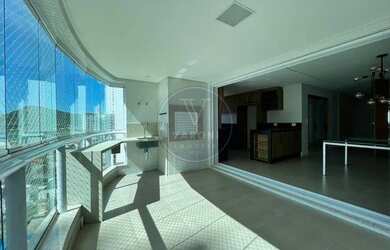 Imagem: O apartamento possui 3 Dormitórios, 4 Banheiros, 3 Vagas na