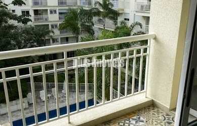 Imagem: O apartamento possui 2 Dormitórios, 2 Banheiros, 2 Vagas na