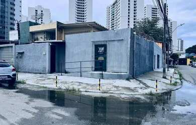 Imagem: A casa possui 5 Dormitórios, 4 Banheiros, 190m² de Área e