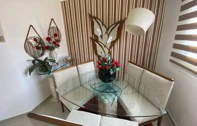 Imagem: A casa possui 2 Dormitórios, 3 Banheiros, 2 Vagas na garagem