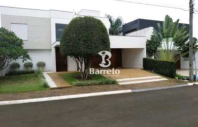 Imagem: A casa em condomínio possui 3 Dormitórios, 5 Banheiros, 4