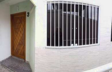 Imagem: A casa possui 2 Dormitórios, 2 Banheiros, 1 Vaga na garagem