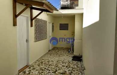 Imagem: A casa possui 1 Dormitório, 1 Banheiro, 60m² de Área, Imóvel