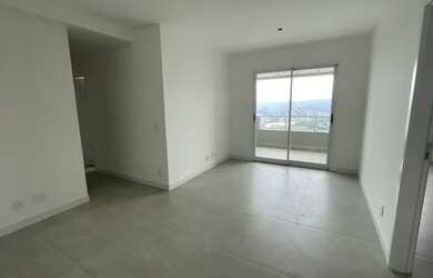 Imagem: O apartamento possui 2 Dormitórios, 2 Banheiros, 2 Vagas na