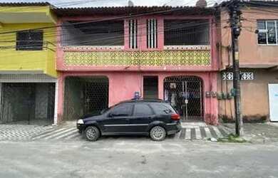 Imagem: A casa possui 2 Dormitórios, 2 Banheiros e está localizado