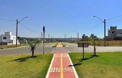 Imagem 6: Lote exclusivo de esquina, com 374 m² a venda no condomínio Jardins...