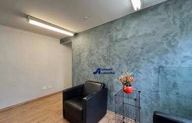 Imagem: O depósito possui 1 Vaga na garagem, 60m² de Área e está