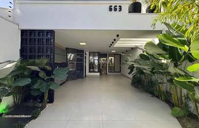 Imagem: A casa possui 4 Dormitórios, 4 Banheiros, 2 Vagas na garagem