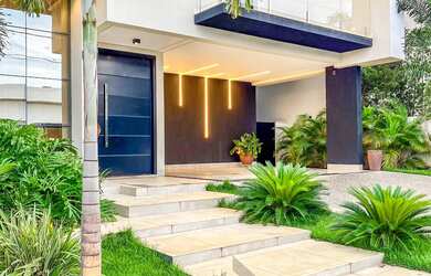 Imagem: A casa em condomínio possui 4 Dormitórios, 5 Banheiros, 4