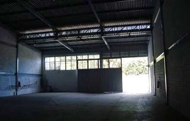 Imagem 4: Galpao com escritorio e vestiarios - excelente localizaçao de acesso