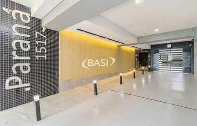 Imagem: O depósito para alugar possui 2 Vagas na garagem e 46m² de