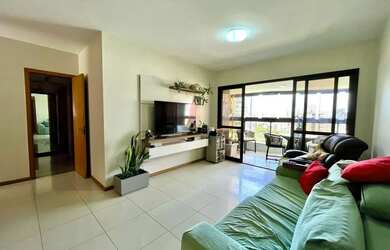 Imagem: O apartamento possui 3 Dormitórios, 5 Banheiros, 3 Vagas na