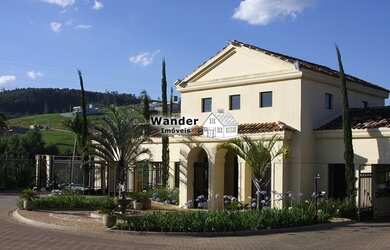 Imagem: O terreno possui 1.243m² de Área e está localizado em Bragança