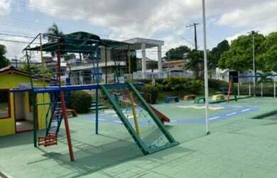 Imagem 2: //Vendo ou Alugo casa com 4 suítes no Condomínio Residencial Laranjeiras...