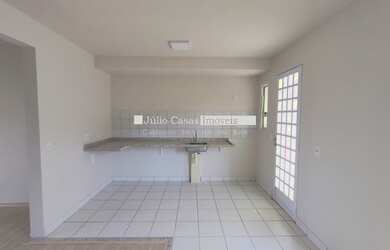 Imagem 4: Casa no condomínio Villa Flora