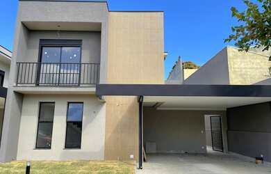 Imagem: A casa em condomínio à venda possui 3 Dormitórios, 4 Banheiros