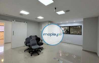 Imagem: O depósito possui 2 Vagas na garagem, 60m² de Área e está