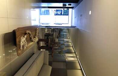 Imagem: O apartamento à venda possui 1 Dormitório, 1 Banheiro, 1 Vaga