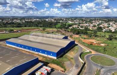 Imagem 2: Galpão/Depósito/Armazém para aluguel com 11600 metros quadrados