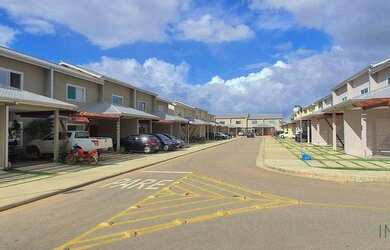 Imagem: A casa em condomínio possui 3 Dormitórios, 3 Banheiros, 127m²