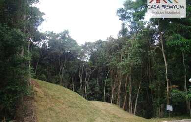 Imagem: O terreno possui 734m² de Área e está localizado em Transurb