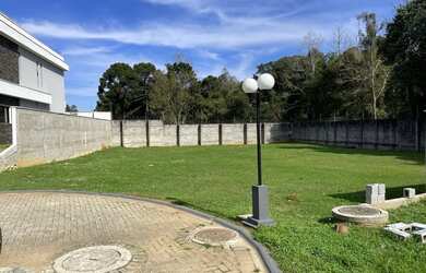 Imagem: O terreno possui 1.185m² de Área e está localizado em Santa