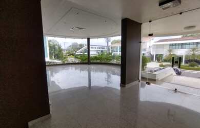 Imagem 16: Mansão no Condomínio Jardim das Américas com preço bem atrativo