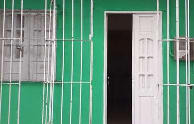 Imagem: O quarto está localizado em Pina, Recife para alugar por R$500