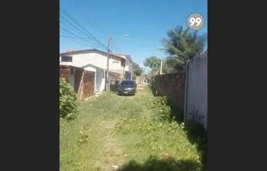 Imagem 1: Localidade iparana. 30m² de Área, 2 Vagas na garageme3 Dormitórios