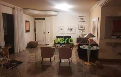 Imagem: O apartamento possui 3 Dormitórios, 1 Banheiro, 2 Vagas na