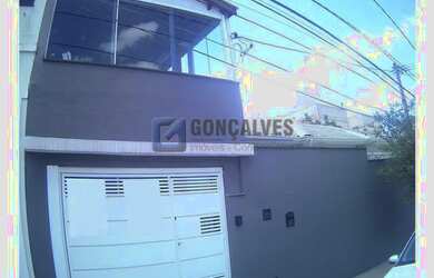 Imagem: A casa possui 3 Banheiros, 1 Vaga na garagem, 163m² de Área