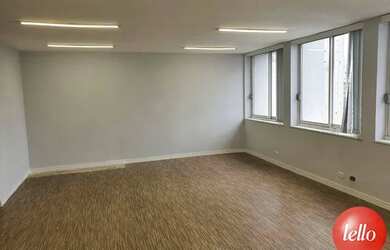 Imagem: O depósito possui 75m² de Área, Imóvel novo e está localizado