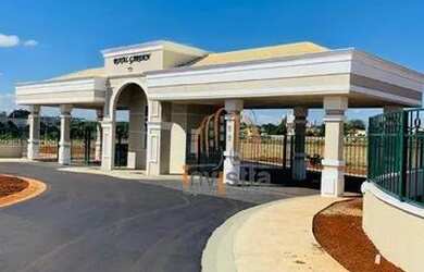 Imagem: O terreno possui 300m² de Área e está localizado em Parque