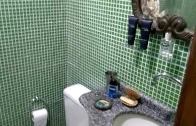 Imagem 7: Excelente residência na Estrada do Morro Cavado, condomínio Vila Verde, sala, 03 quartos s