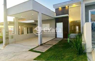 Imagem: A casa em condomínio possui 3 Dormitórios, 2 Banheiros, 2