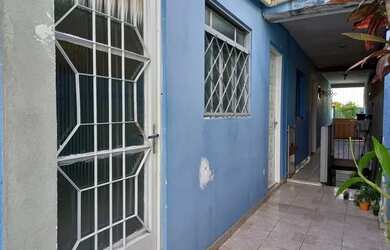 Imagem: O quarto está localizado em Jardim Santo Antonio, Embu Das