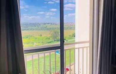 Imagem: O apartamento possui 2 Dormitórios, 1 Banheiro, 4 Vagas na