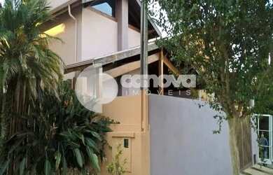 Imagem: A casa em condomínio possui 2 Dormitórios, 2 Banheiros, 1