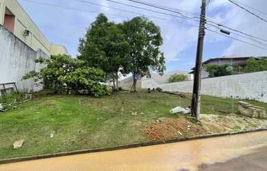 Imagem: O terreno possui 600m² de Área e está localizado em Ponta