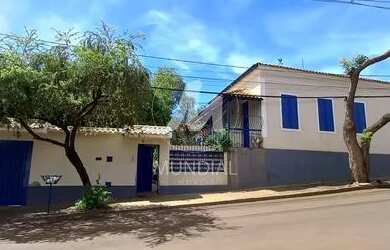 Imagem 2: Casa térrea na rua 3 dormitórios/suite, cozinha planejada