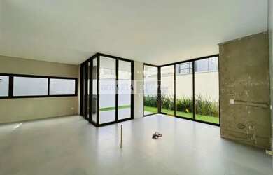 Imagem 4: Casa em Condomínio com 3 Suítes, 290m² à venda por R$3.980.000,00...