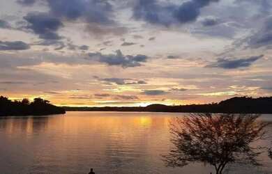 Imagem: O terreno possui 500m² de Área e está localizado em Três