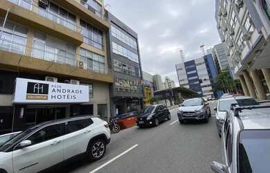 Imagem: O apartamento possui 1 Dormitório, 1 Banheiro e 45m² de Área