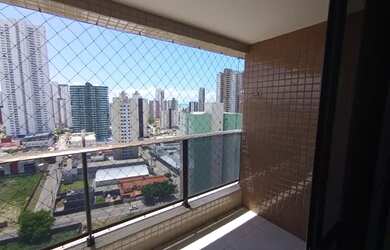 Imagem: 03 quartos todo projetado com vista do mar