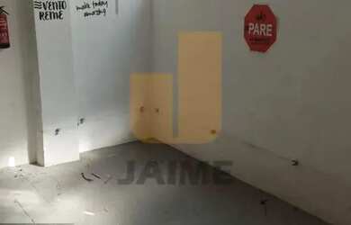 Imagem: O depósito possui 80m² de Área e está localizado em Bom