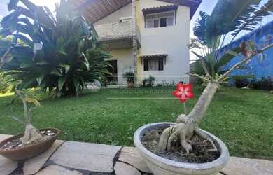 Imagem 3: F01 - Imperdível! Casa com Piscina, Jardim e 4 Quartos em Terreno de 1.000 m²