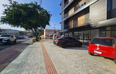 Imagem 3: Excelente Sala Comercial com 220 m² na Nações - Balneário Camboriú...