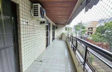 Imagem: O apartamento possui 3 Dormitórios, 4 Banheiros, 3 Vagas na