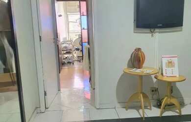 Imagem: O depósito possui 1 Vaga na garagem e 34m² de Área e está